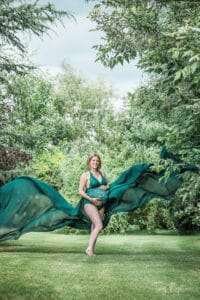 En Seine et Marne, une femme enceinte et son joli bidon