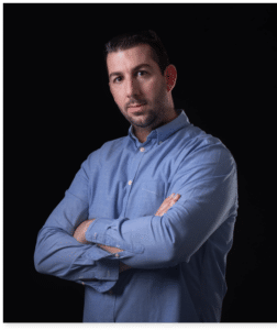 Portrait Tony Rapiteau photographe professionnel