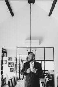 Préparatifs du marié en Seine et Marne proche de Meaux