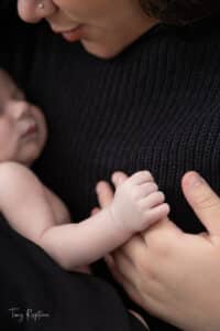 Partage des premiers moments de complicité entre la maman et son bébé